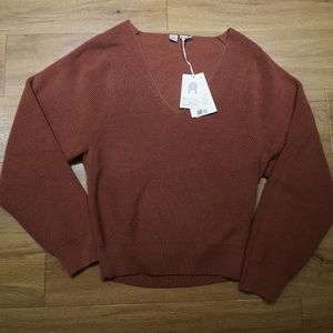 Uniqlo uuu & lemaire v neck sweater